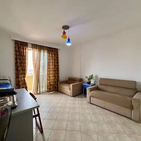 Apartment Es-tirana Center