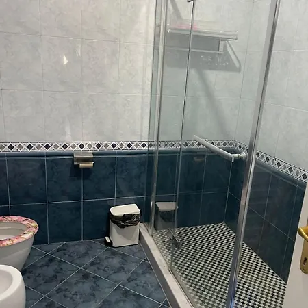 Es-tirana Center Apartment *