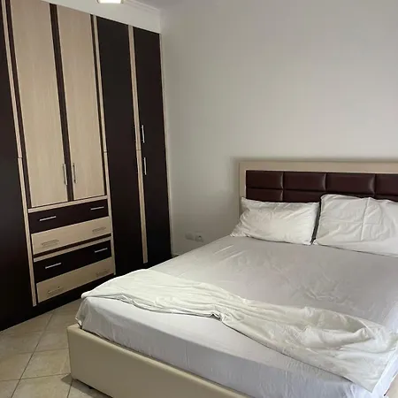 Es-tirana Center Apartment